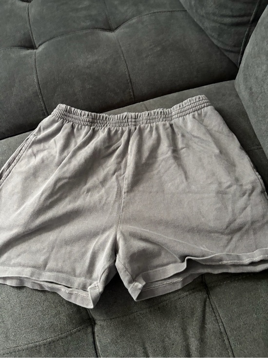 Brandy Melville Pants - Brandy Melville Light Gray Elastic-Waist Athletic Shorts